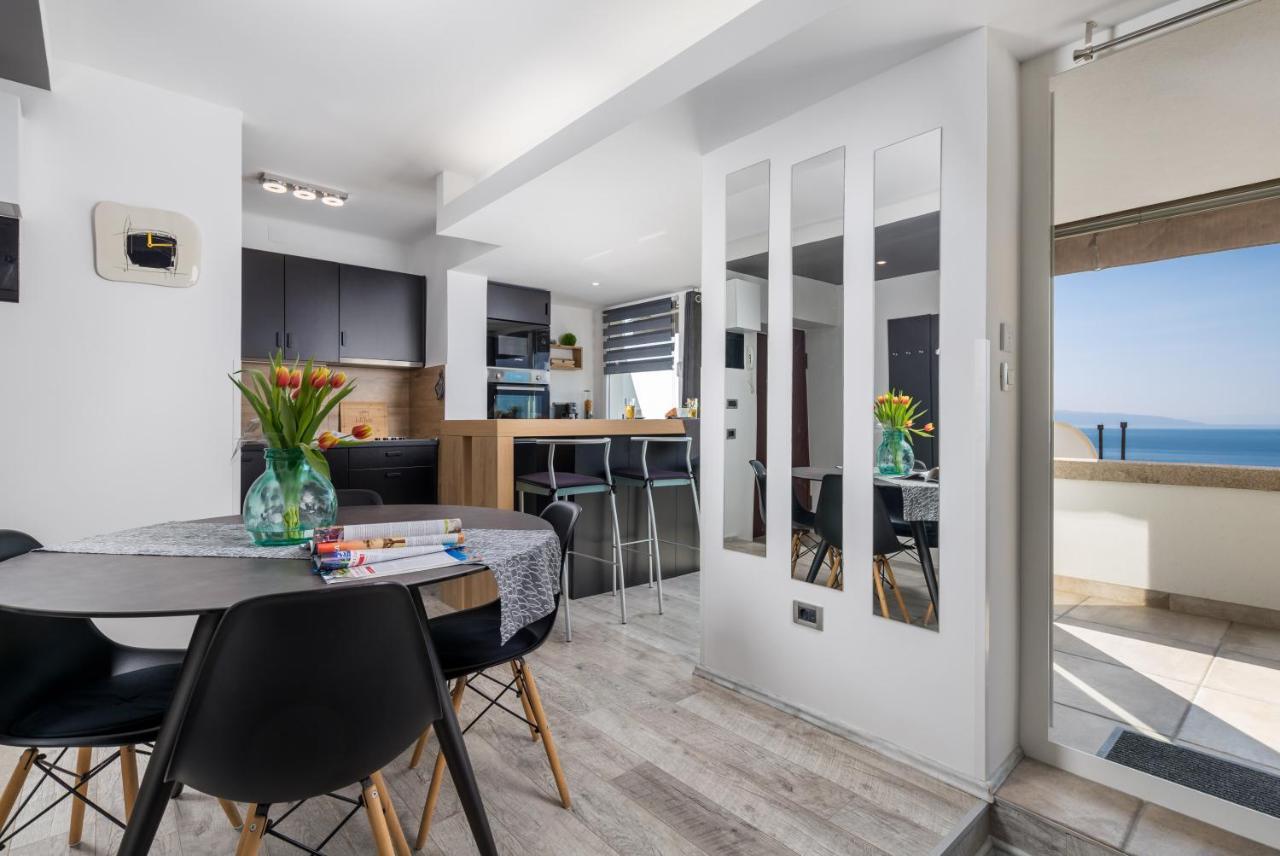 Lux Apartment Sky View Rijeka Exteriör bild