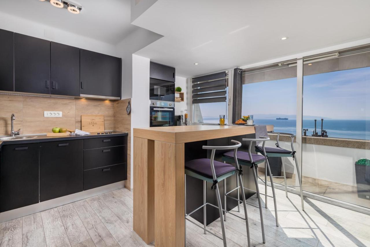 Lux Apartment Sky View Rijeka Exteriör bild